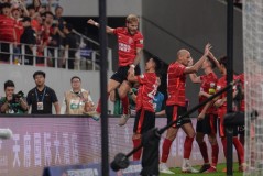 申花队低迷表现，争冠之路受阻，教练压力山大国安同陷困境